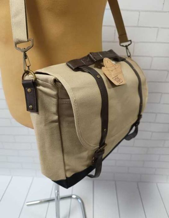 Torba na ramię sportowa, na laptopa, książki itp.