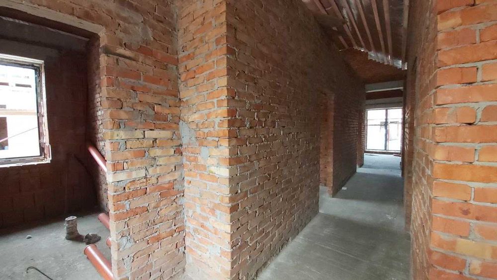 одноповерховий дуплекс в Лісовій Бучі, з газом, через дорогу ліс без %