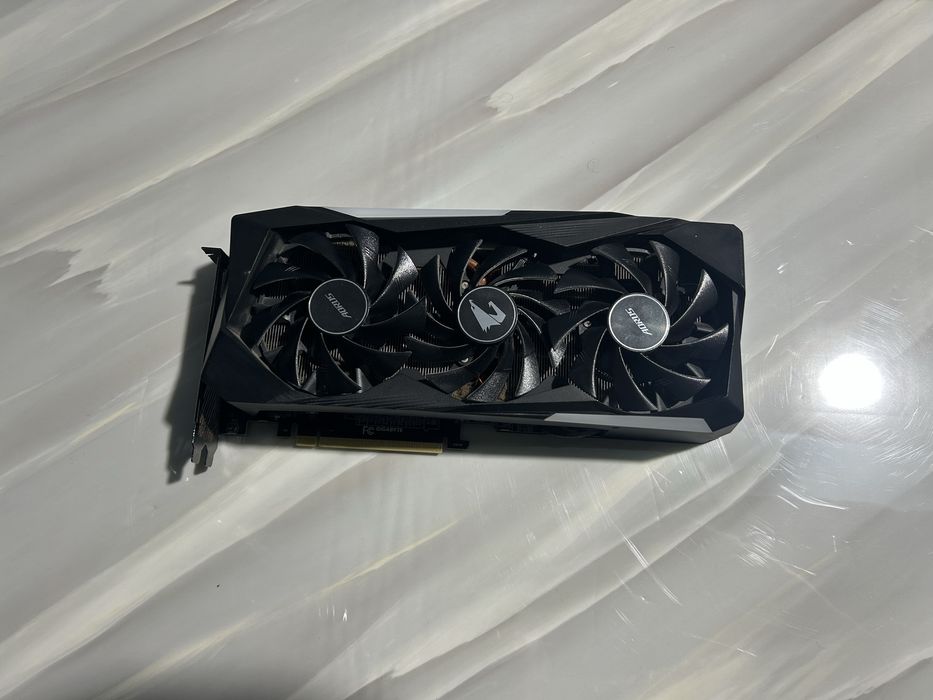 Видеокарта Gigabyte Auros Gaming!! RTX3070 8gb.