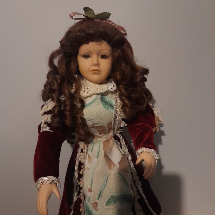 Bonecas de porcelana