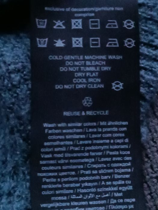 Cieplutki sweterek rozm M