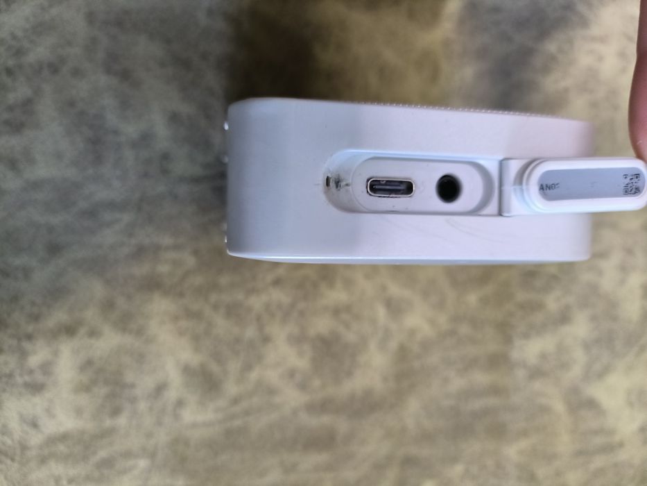 JBL go 2 з Type-C и беспроводной зарядкой