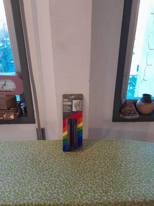 Vendo Conjunto Salvaportas para Carros novo