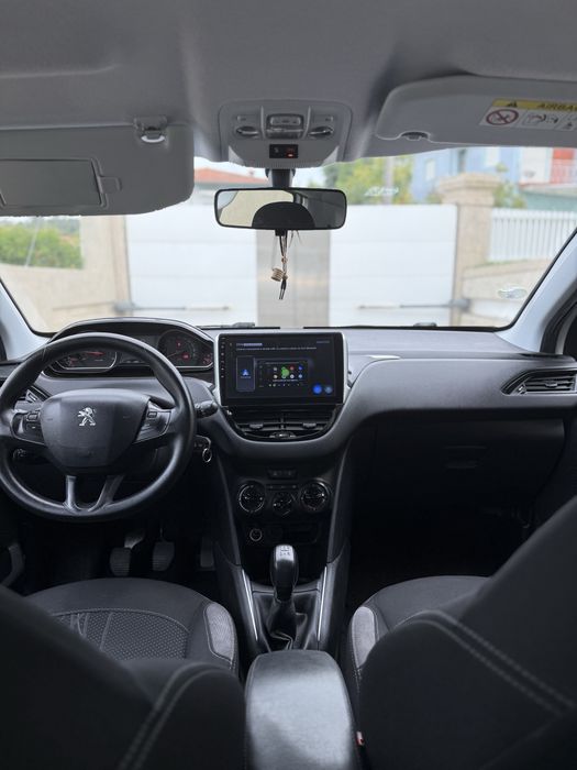 Peugeot 208 1.4 diesel 175.000km Agosto/2014