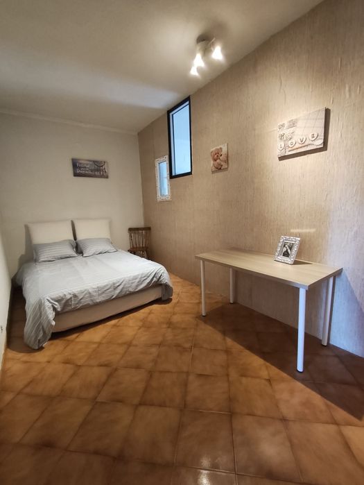 Quarto muito grande 400€