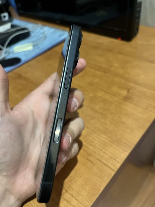 Iphone 16 novo com capas por abrir
