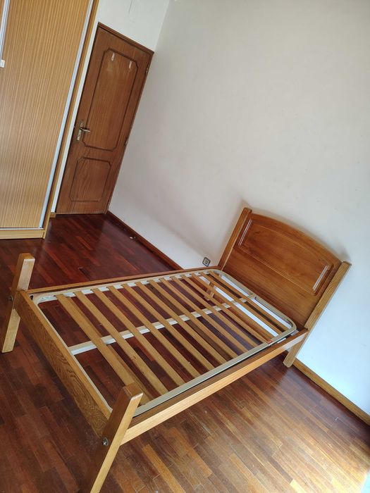 Cama solteiro madeira maciça