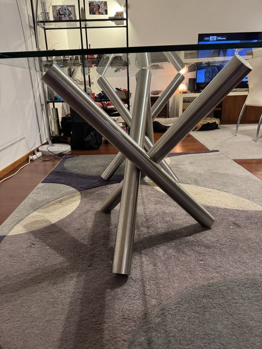 Mesa de jantar de vidro