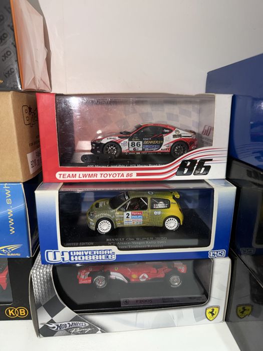 Various 1/43 Scale Miniatures424729740806072323
