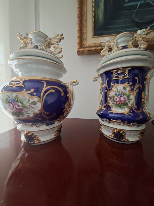 Potes de porcelana Portuguesa