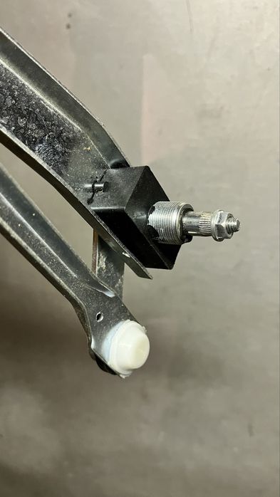 Трапеція двірників 2108