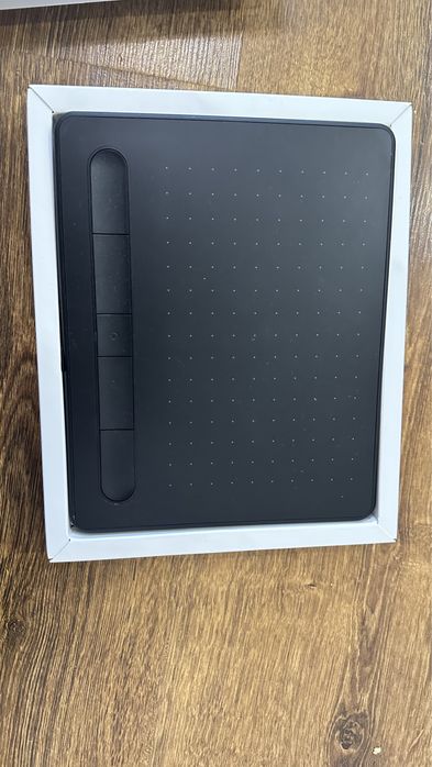 Wacom планшет для графічного дизайнера