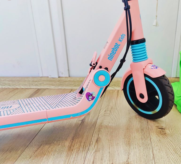 Ninebot kids e8 pink дитячий електросамокат