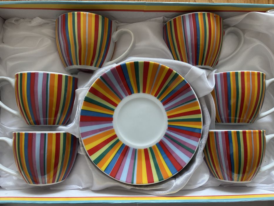 Набір з 12 предметів: чашки та блюдця