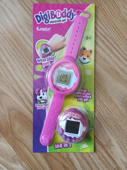 Tamagotchi z opaską na rękę