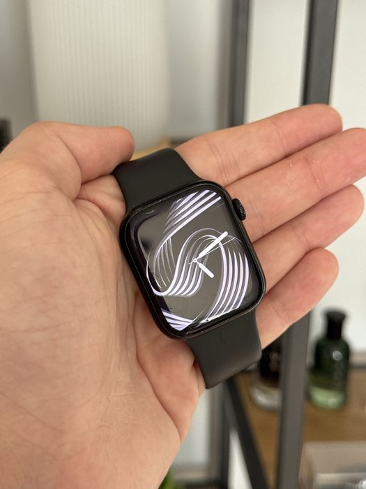 Apple Watch 7 czarny północ 45mm
