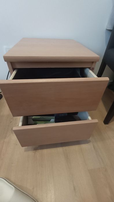 Cómoda e duas mesinhas de cabeceira - Melhor oferta