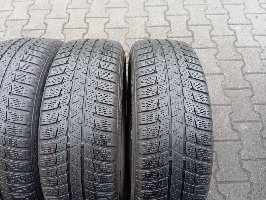 4szt zima Falken eurowinter 205/60/16 96H XL