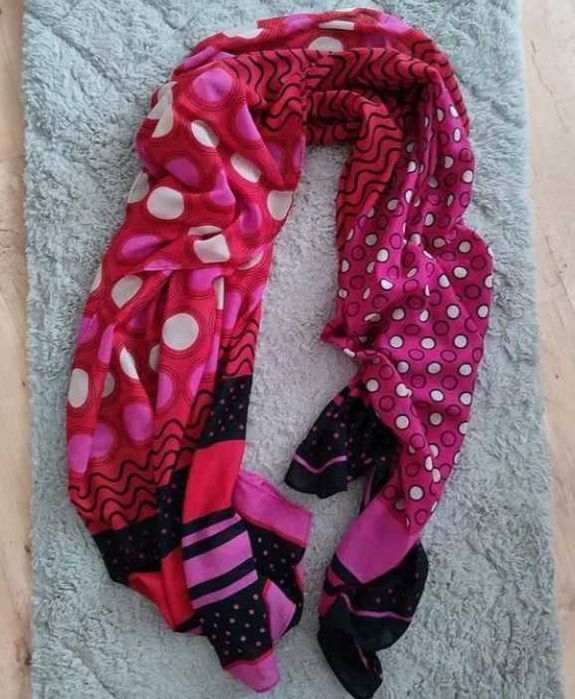 Kolorowy cienki szal
