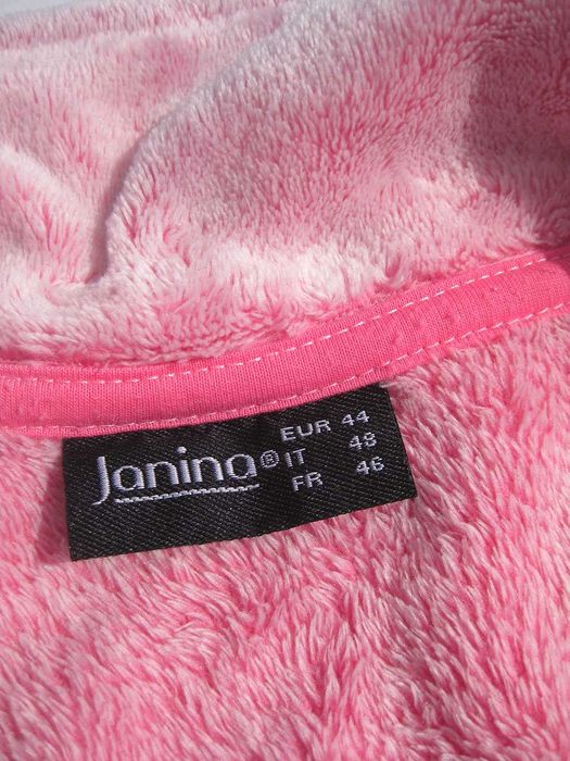 Мягенькая плюшевая толстая розовая кофта на молнии с карманами Janina