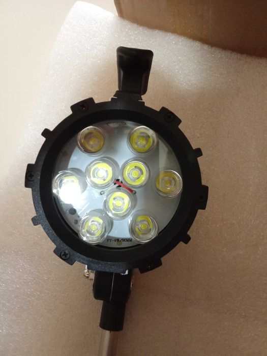 Candeeiro Led para adaptar em máquinas