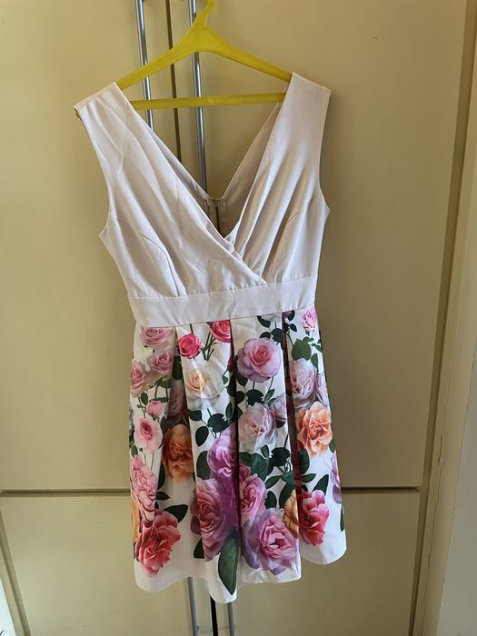 Kartes Moda - elegancka sukienka (wesele,chrzciny, inna impreza)