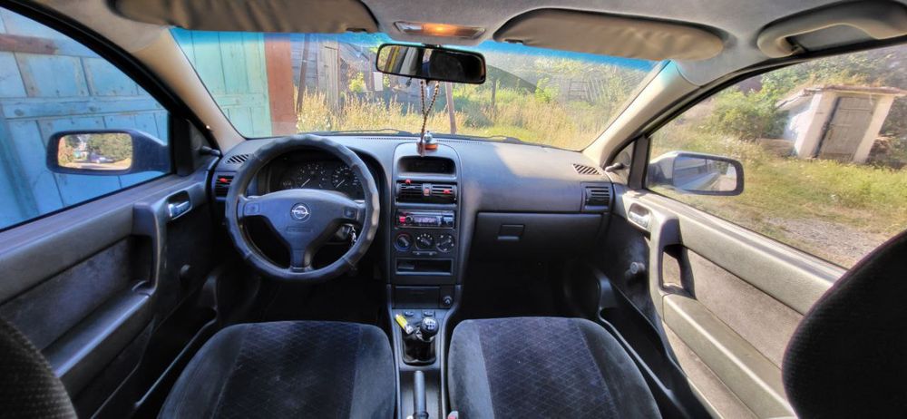 Продам надійний Опельок