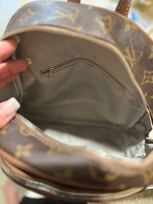Стильний Рюкзак LV