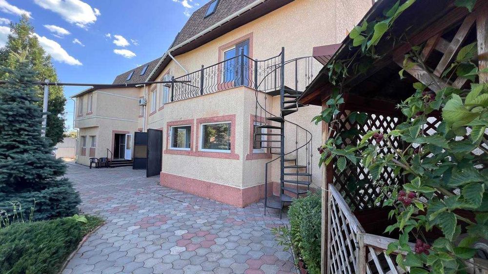 Продам дом 300 м.кв. гостиничного типа на Ветеране, Черноморск