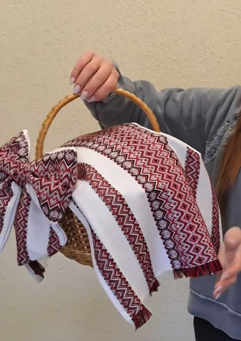 Накидка + бант на пасхальний кошик вишитий декор