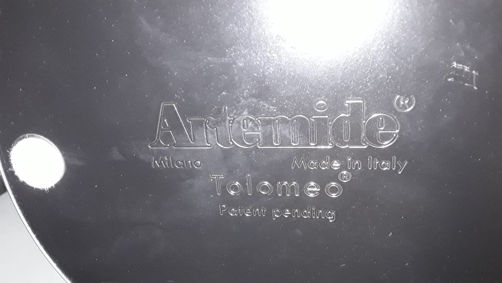 Candeeiro de mesa TOLOMEO marca Artemide