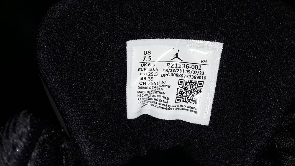 Buty Nike Jordan r. 40,5