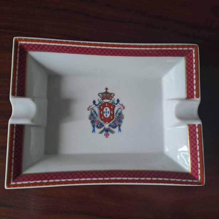Cinzeiro em Porcelana NG PORTUGAL
