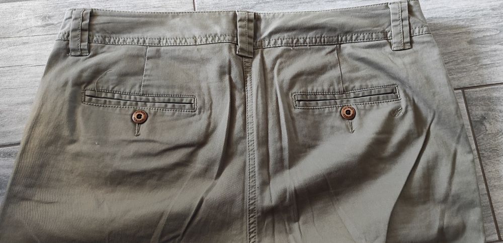 Dwie  pary damskich spodni rozm. L/XL