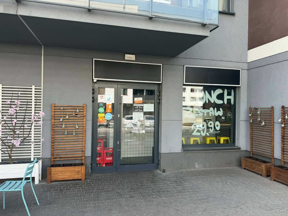 Odstąpię lokal gastronomiczny.
