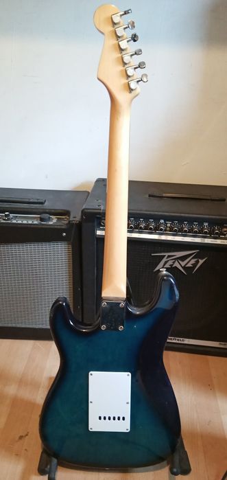 Guitarra Stratocaster Transfer Performer Series  USA