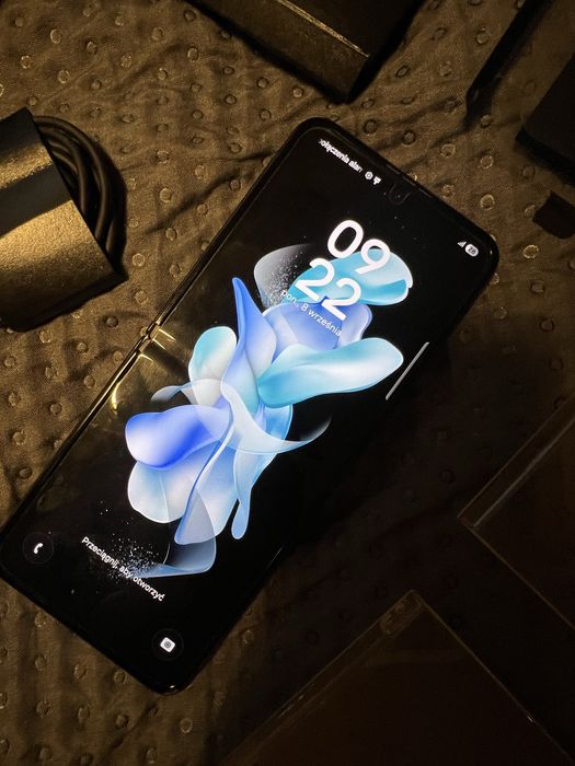 Samsung z flip 4 256GB