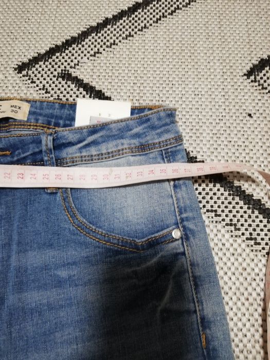 Джинси нові розмір 30