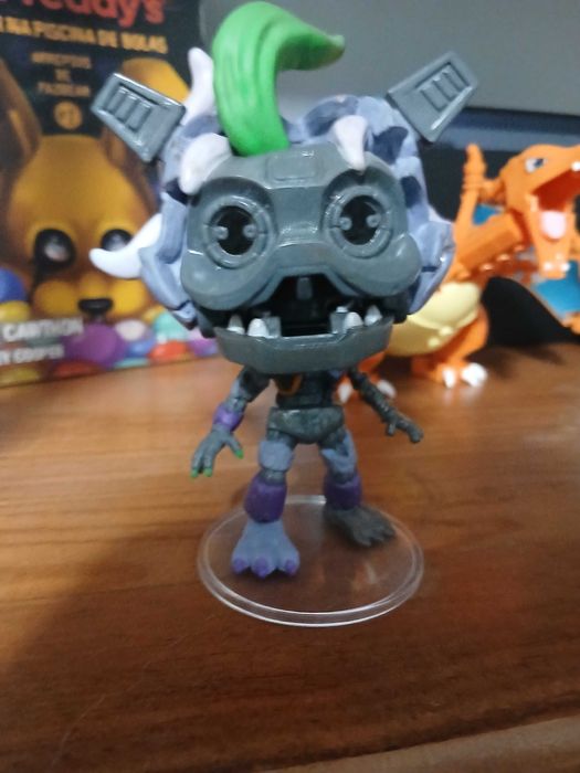 Funko pop roxy fnaf security breach