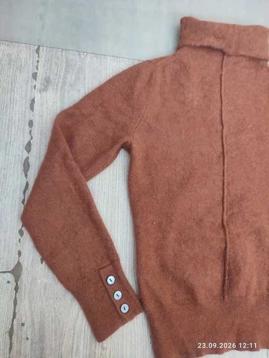 piękny, elegancki sweter w odcieniu brązu rozm. S. 100% kaszmiru