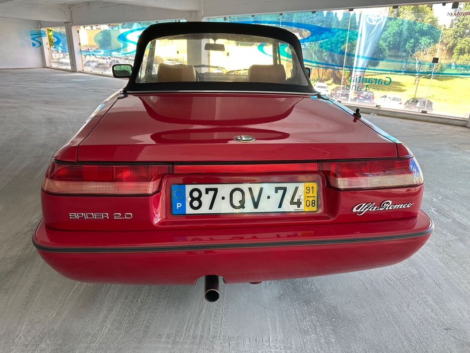 Alfa Romeo Spider 2.0