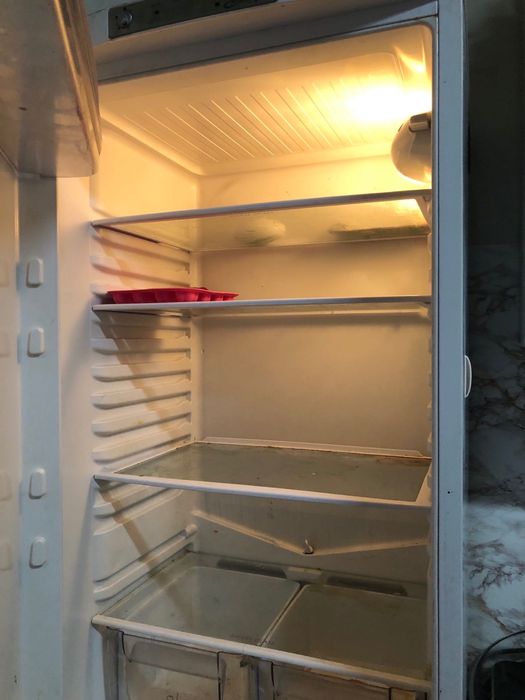 холодильник Ariston