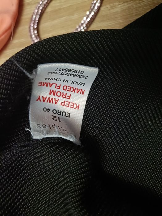 Bluzka damska sweterkowa dekolt woda