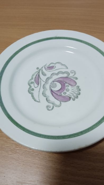 Тарілки для перших і других страв старого виробництва