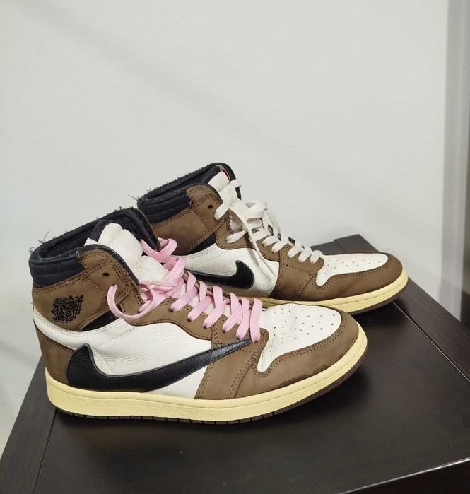 Jordan 1 Retro High Travis Scott OG SP Mocha