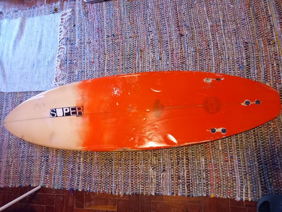 Prancha de surf antiga