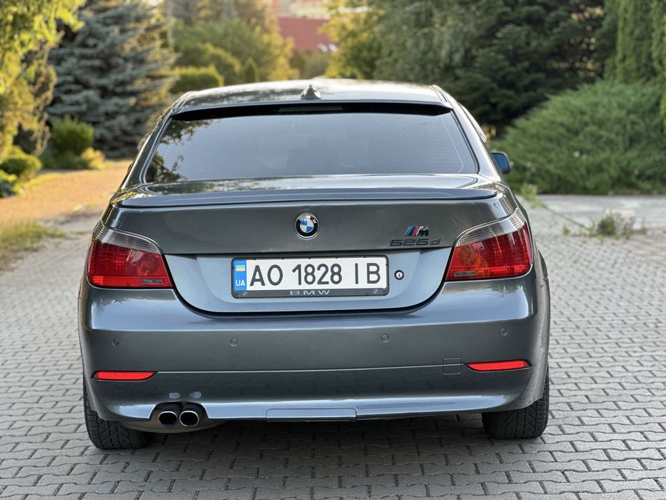 Продам бмв е60 2,5д м57