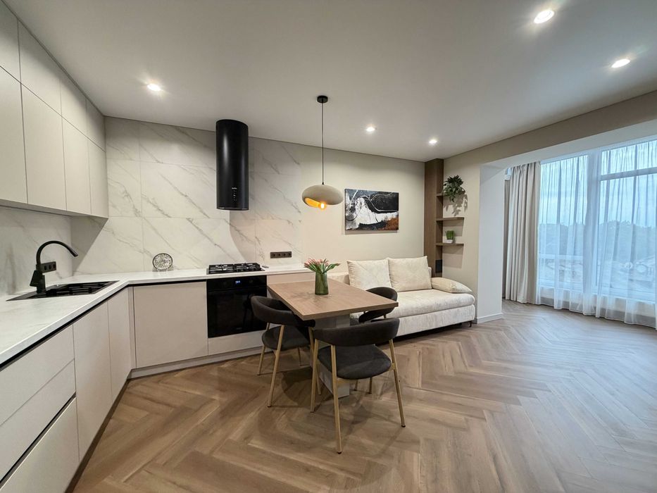 Продається сучасна 2-кімнатна квартира 70 м² у ЖК «Діброва Парк»