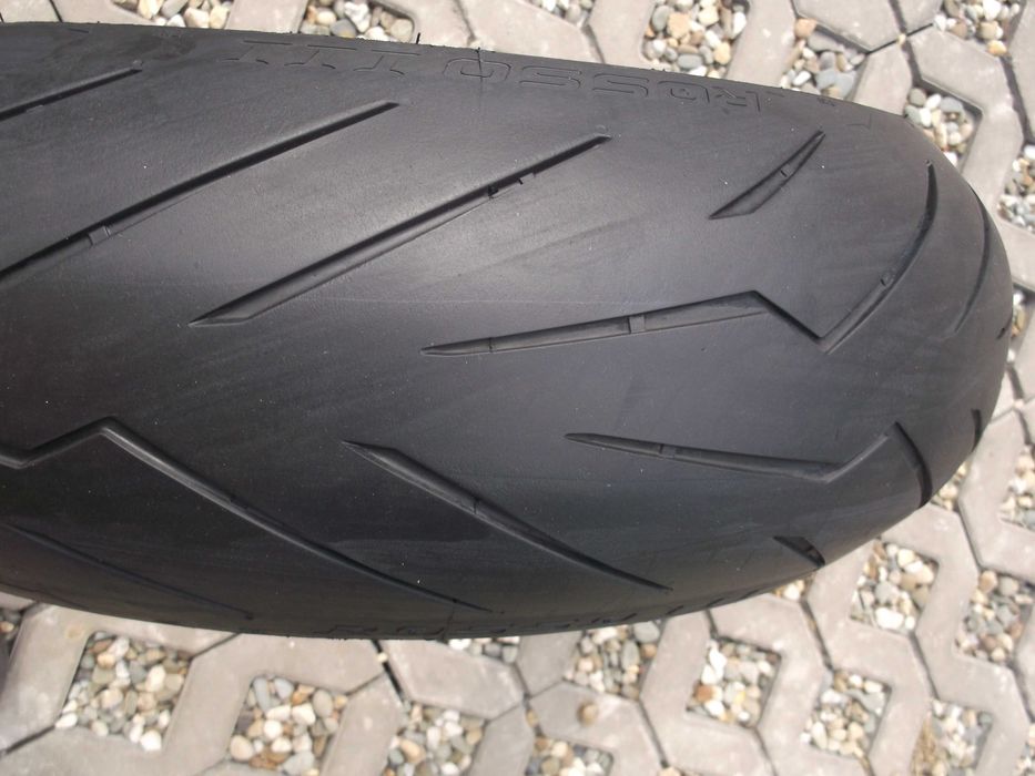 opona 180/55ZR17 Pirelli Diablo Rosso III dot5219 2,3mm