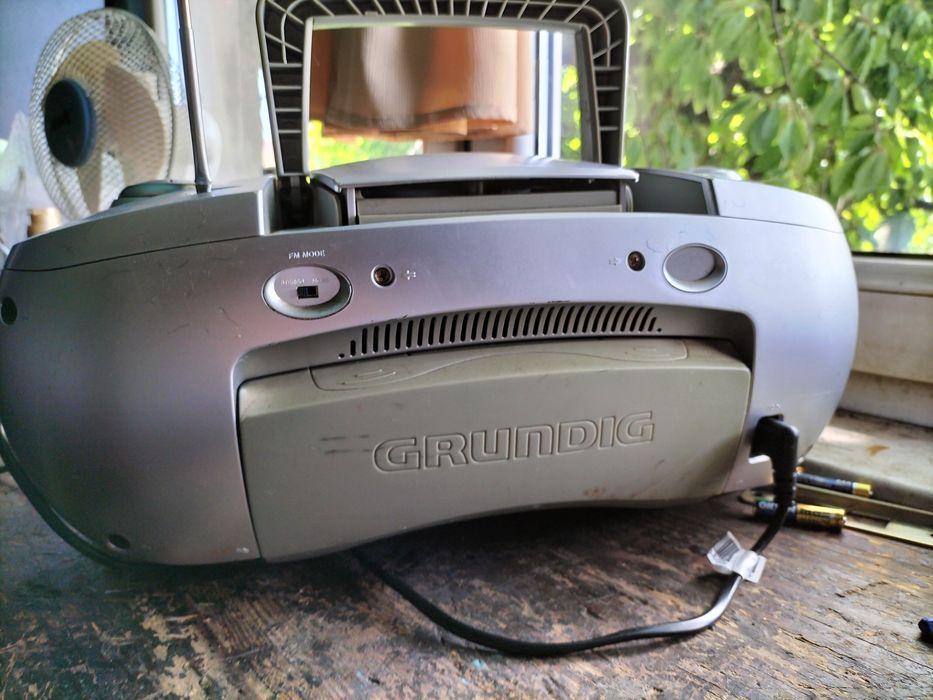 Radiomagnetofon Grundig